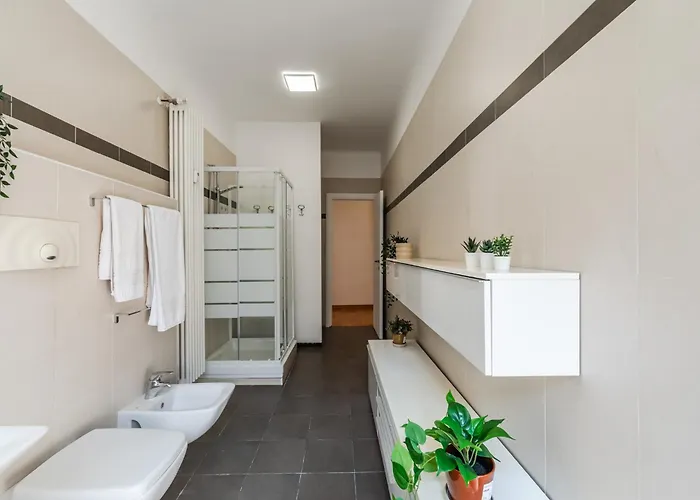 דירה The Dreamers Mansion - Ticinese Bocconi Area מילאנו