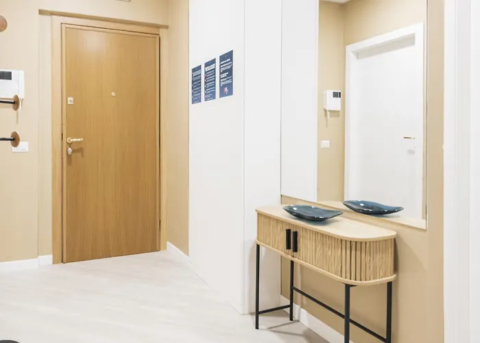 Appartamento Easylife - Stile E Comodità Tra Duomo E Navigli *