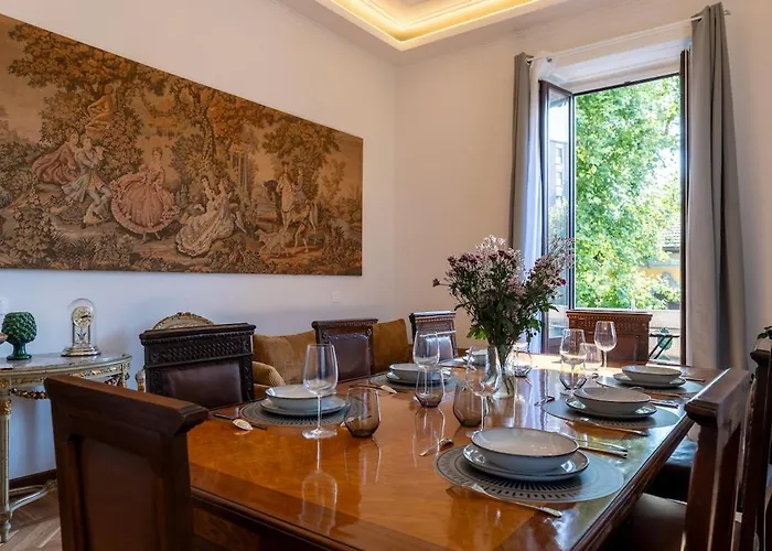 Duomo 7 Min - Historic Luxury 3 Bedrooms With Parking 밀라노