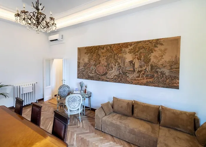 아파트 Duomo 7 Min - Historic Luxury 3 Bedrooms With Parking