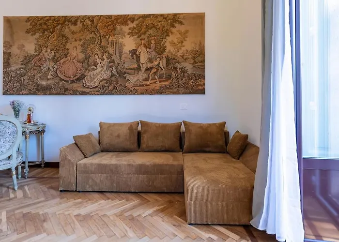 Duomo 7 Min - Historic Luxury 3 Bedrooms With Parking 아파트 밀라노