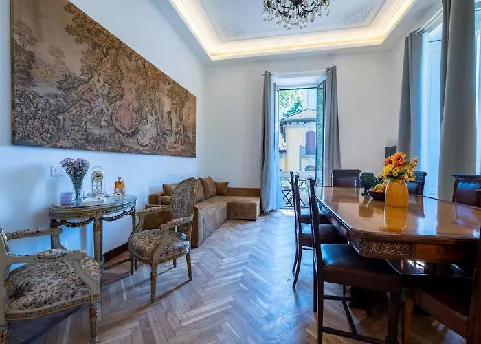 Duomo 7 Min - Historic Luxury 3 Bedrooms With Parking * 밀라노