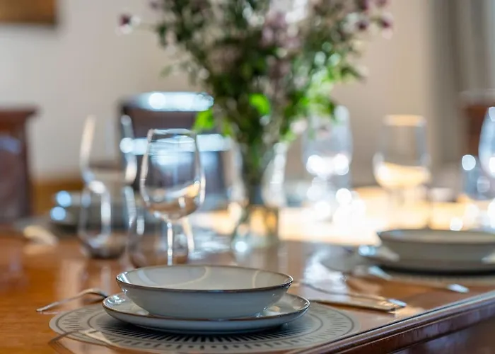 Duomo 7 Min - Historic Luxury 3 Bedrooms With Parking 밀라노