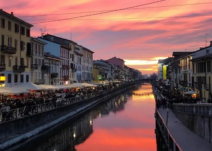 Апартаменты Freedhome - Nightlife Милан