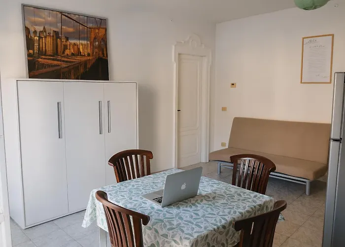 Apartment Freedhome - Nightlife *