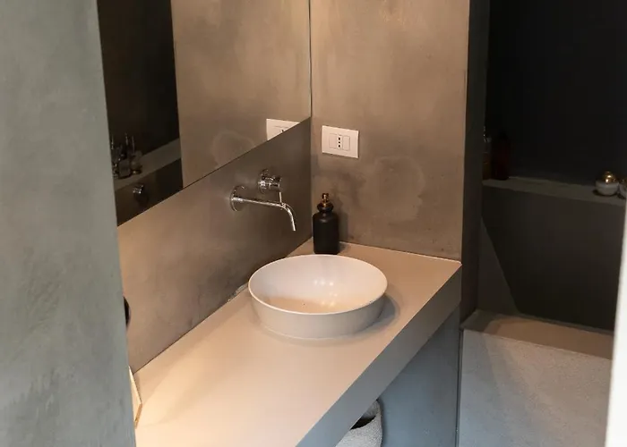 Quite Rooftop Loft In Navigli Area *