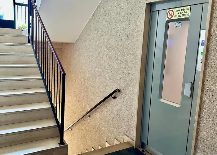 Difronte A San Siro Milano