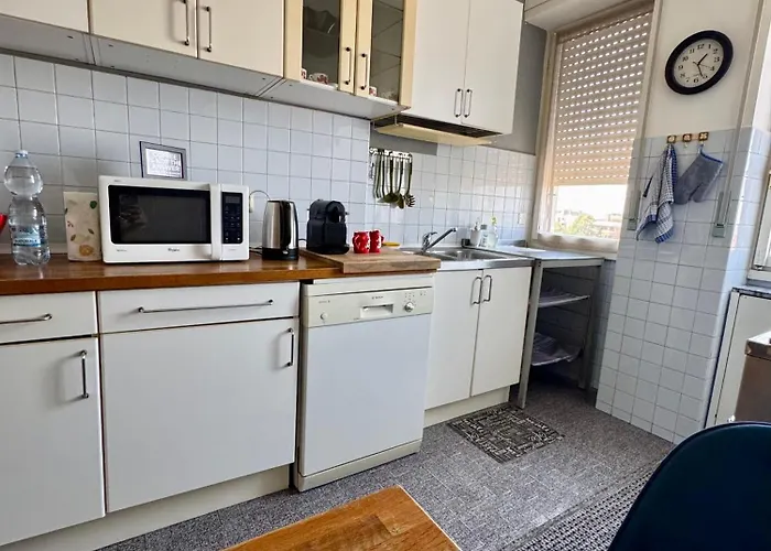 Appartamento Difronte A San Siro Milano