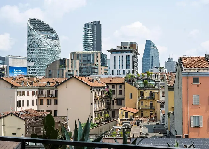아파트 Luminoso Trilocale In Porta Garibaldi