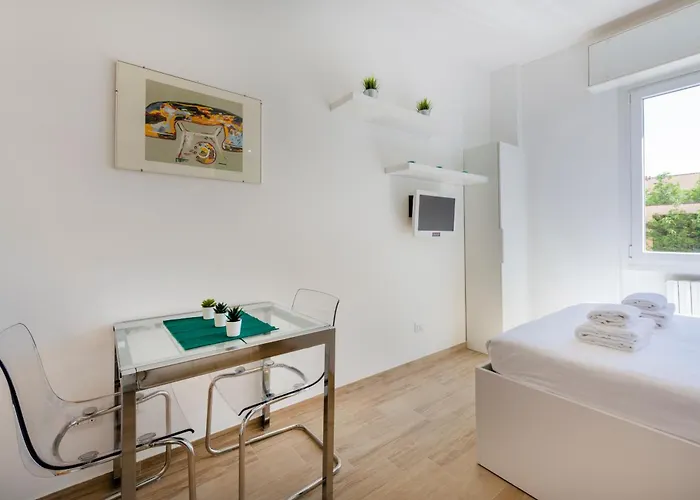 Bocconi 4 - Smeraldo 아파트 밀라노