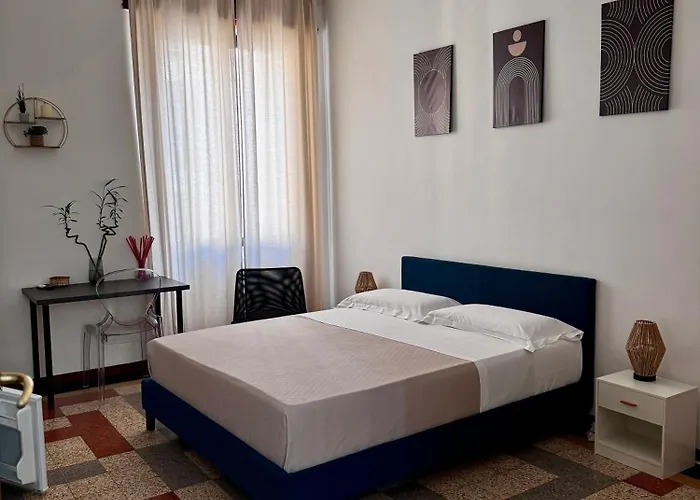 Three Bedroom In The Centre Of The Апартаменты Милан