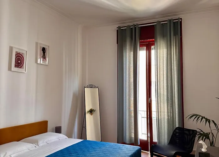 Three Bedroom In The Centre Of The Milano