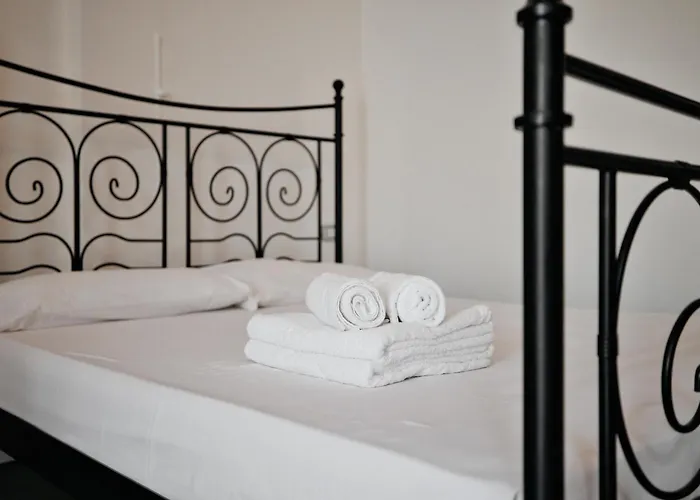 - Loft Industrial Chic アパート *