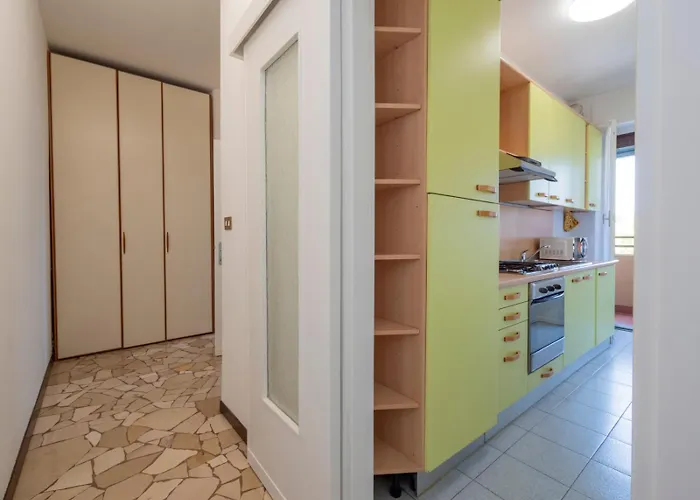 I-host - Marochetti 10 Milano