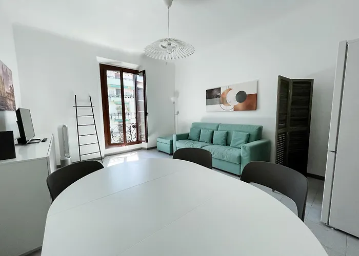 Daire Borsieri Penthouse - Isola, *