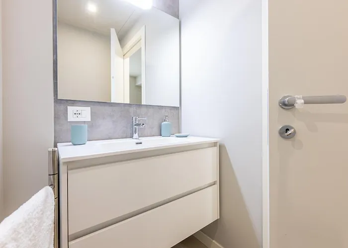 Navigli Fascino E Stile Nella Vera *