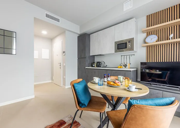 Navigli Fascino E Stile Nella Vera *