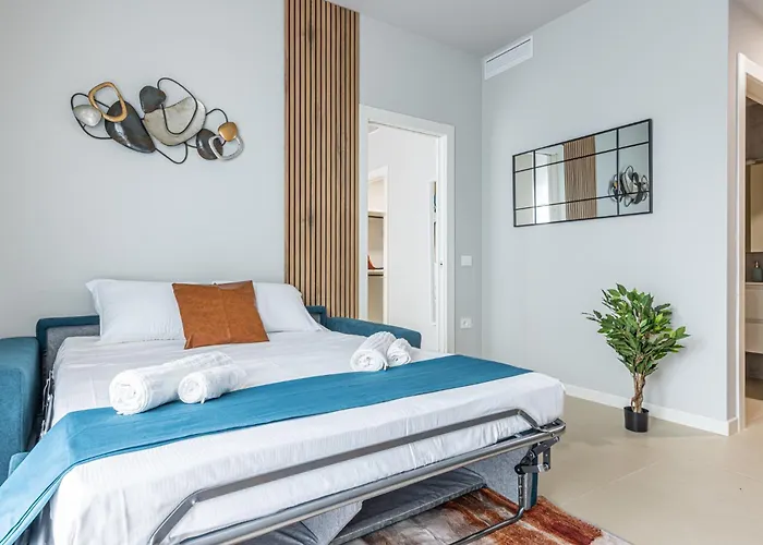 Navigli Fascino E Stile Nella Vera * 米兰