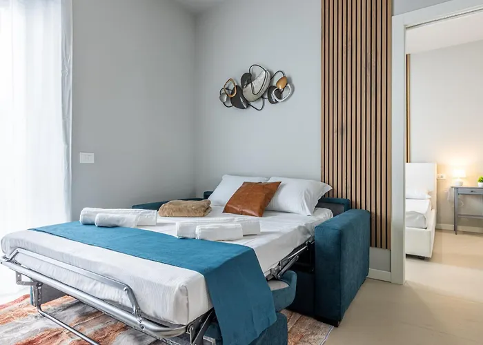 Navigli Fascino E Stile Nella Vera *