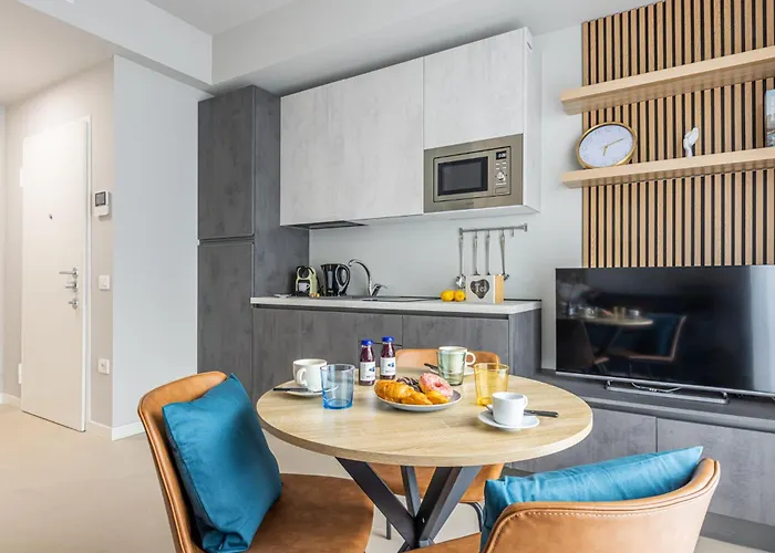 Navigli Fascino E Stile Nella Vera * 米兰