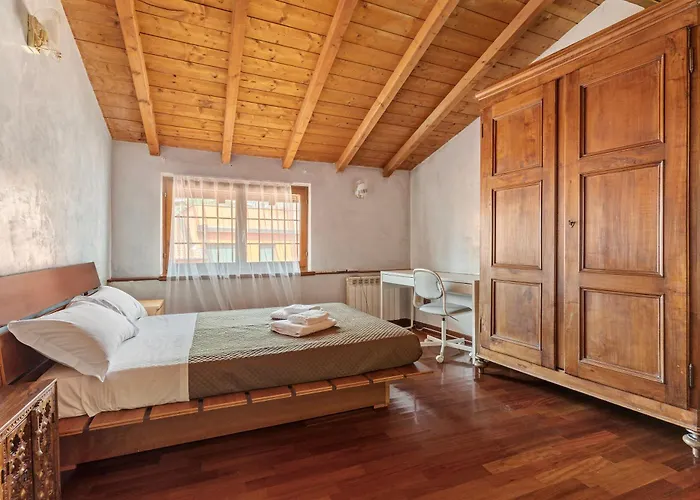 Ampia Casa Su Due Piani, A Pochi Minuti Dai Navigli E Metro