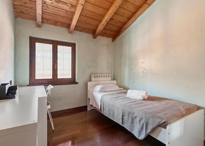 Appartement Ampia Casa Su Due Piani, A Pochi Minuti Dai Navigli E Metro *