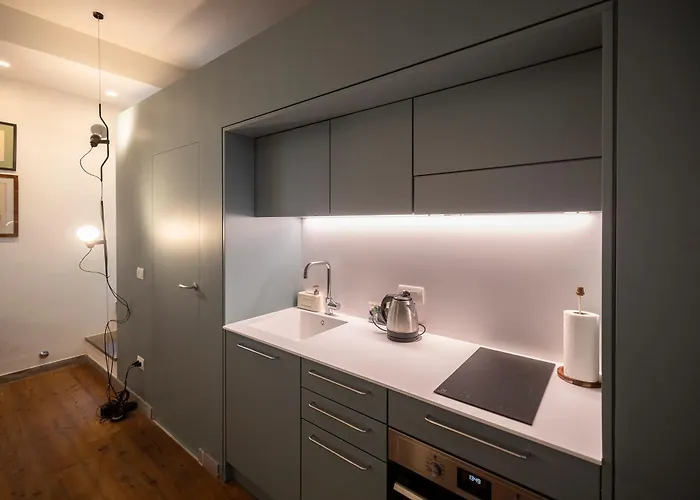 Loft Moderno A 500m Da Loreto M1 M2 *