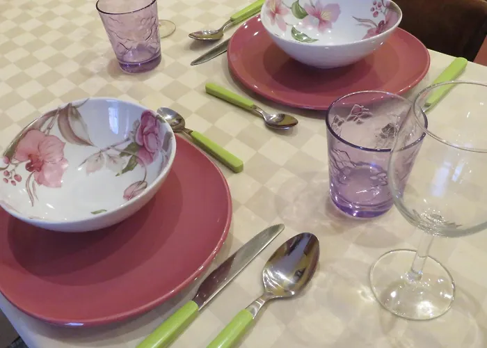 Flores Home, Boho Chic Style & Urban Comfort Navigli, Bocconi, Centro Milán