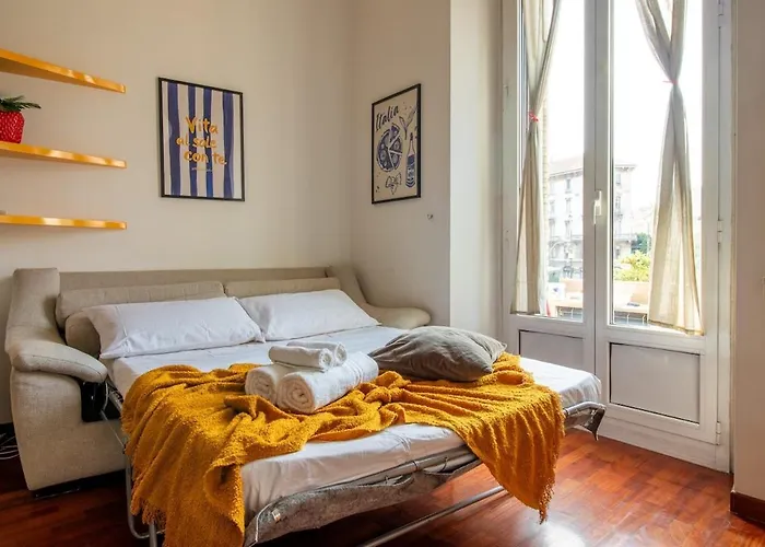 Daire Station 5 Min - Double Bed Caiazzo 4 Guests Wifi Milano