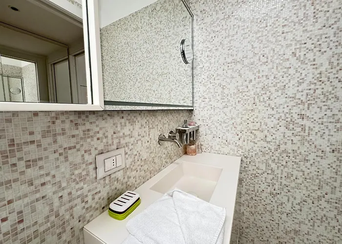 Apartment Sant'agostino Large & Elegant Apartment,