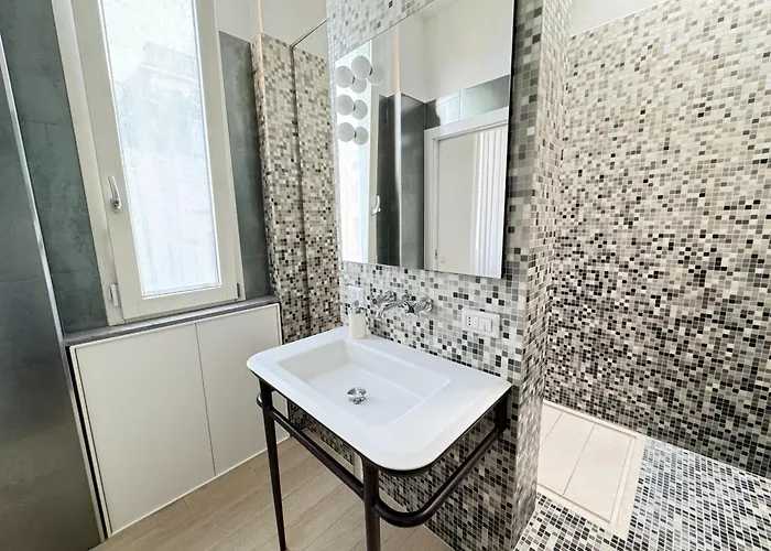 Sant'agostino Large & Elegant Apartment,