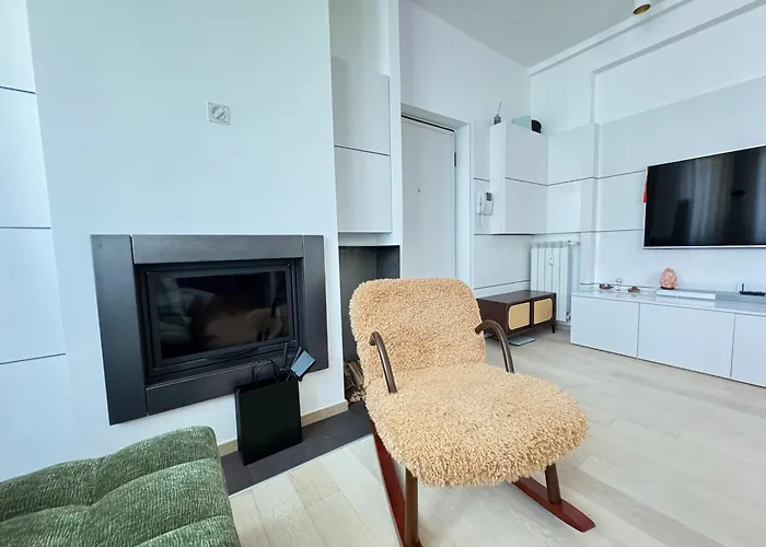 Apartment Sant'agostino Large & Elegant Apartment, *