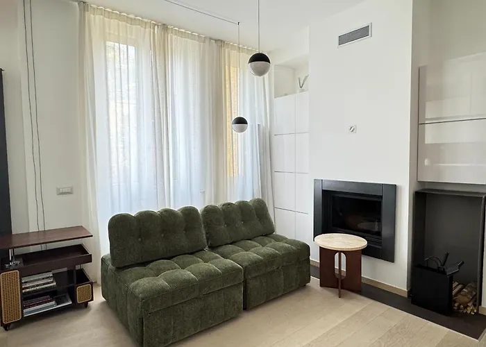 Apartment Sant'agostino Large & Elegant Apartment, *