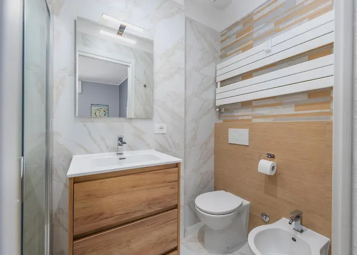 Easy Parking, 10 Min To Malpensa Express, Air Conditioning * Milaan