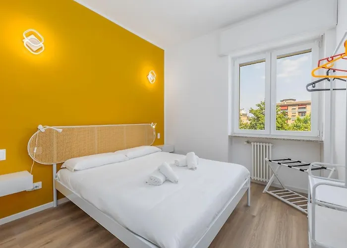 Appartement Easy Parking, 10 Min To Malpensa Express, Air Conditioning