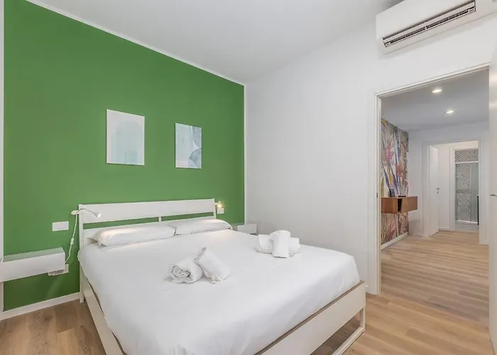 Easy Parking, 10 Min To Malpensa Express, Air Conditioning Appartement