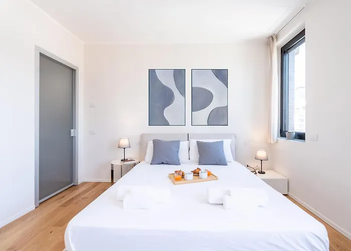 Apartment Duomo View 23