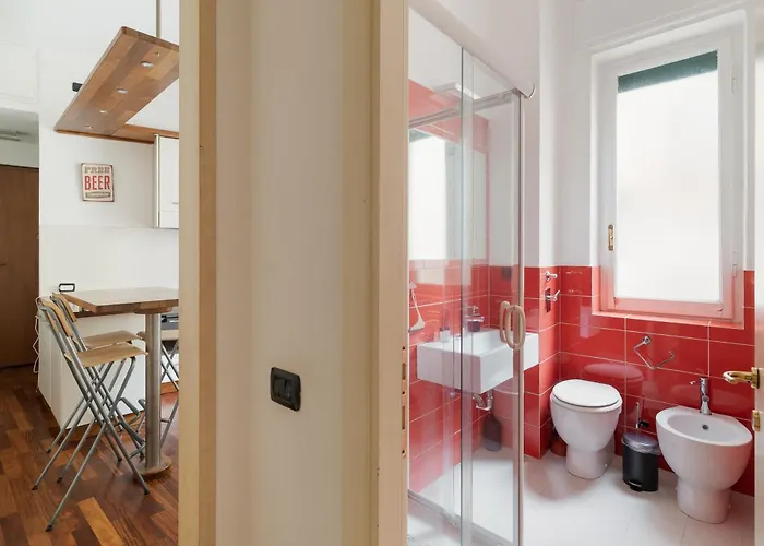 Guesthost - Sempione Bright