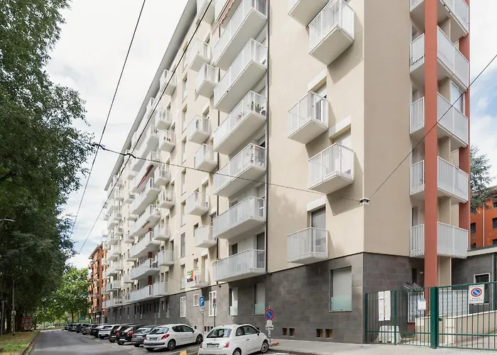 Guesthost - Bright & Comfy In Corvetto