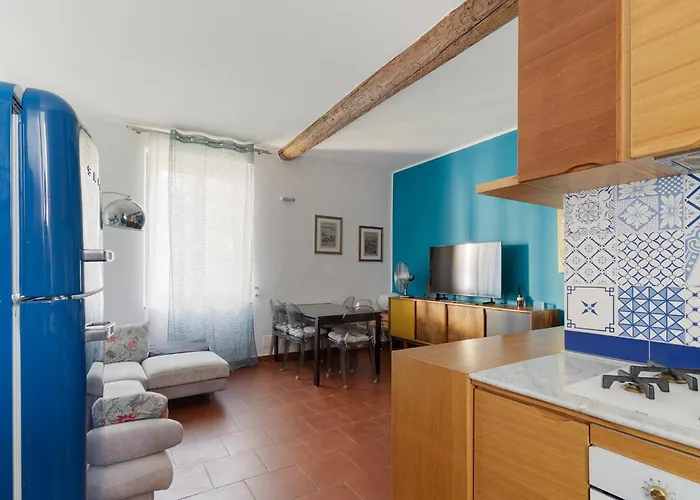 Guesthost - Cassina De' Pomm - Lovely *