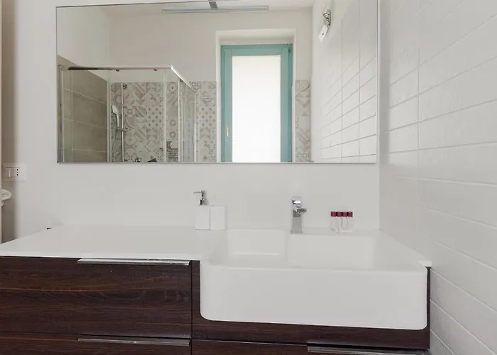 Guesthost - Cassina De' Pomm - Lovely