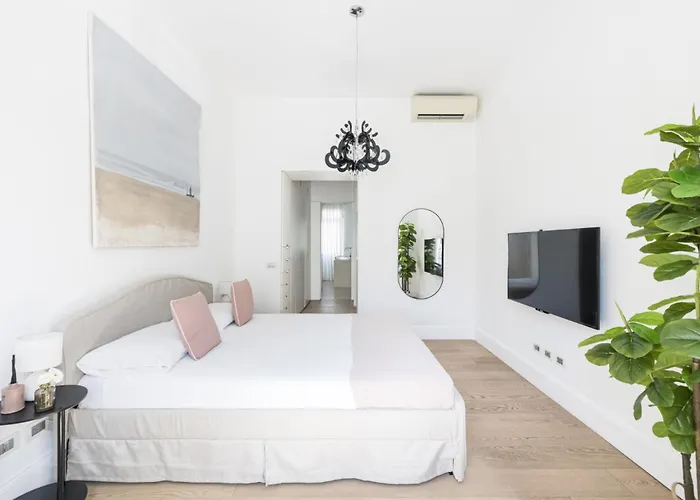 Easylife - - Vigoni 7 - Santa Sofia