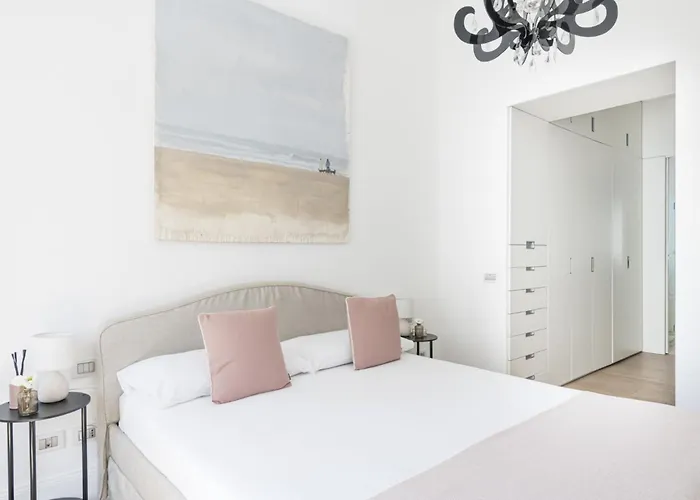 Easylife - - Vigoni 7 - Santa Sofia Apartman *