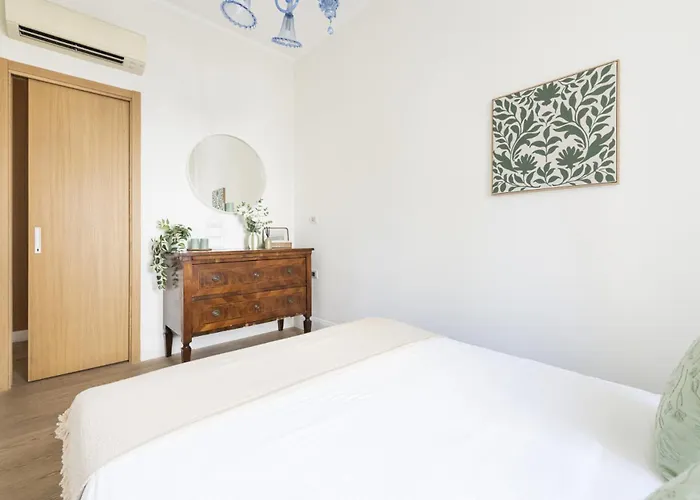 Easylife - - Vigoni 7 - Santa Sofia Appartamento *
