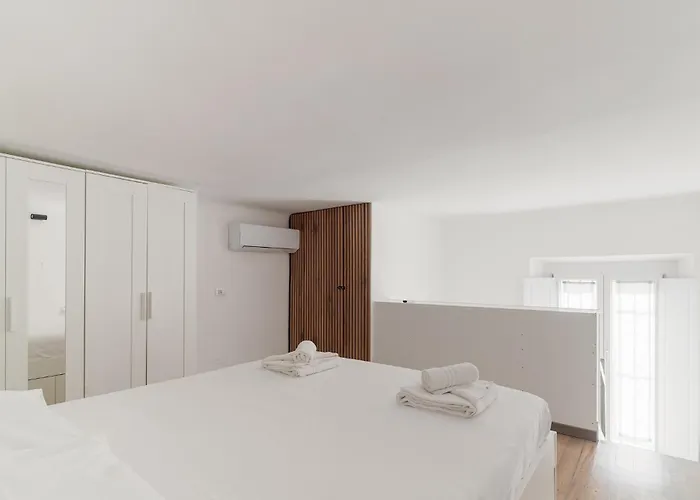 Guesthost - Cozy Loft-studio Flat In Crescenzago *