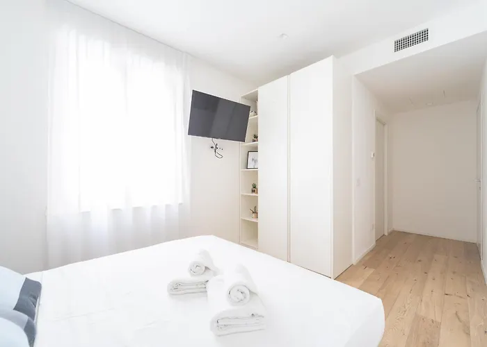 Enora Aapts By Sweett - Sirtori *