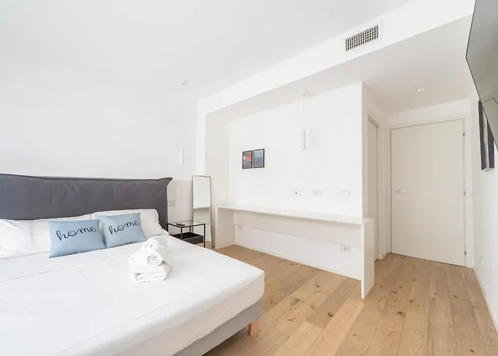 Enora Aapts By Sweett - Sirtori *