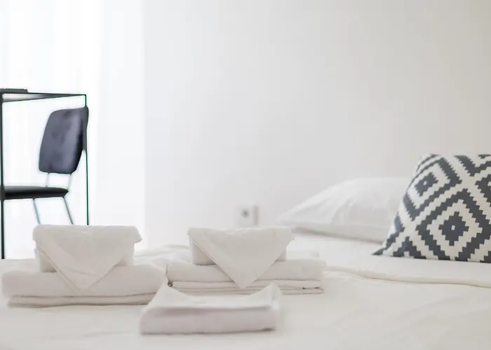 Enora Aapts By Sweett - Sirtori Lejlighed *