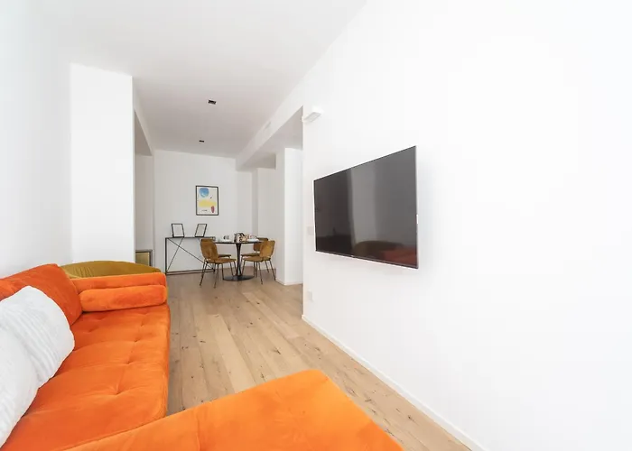 Enora Aapts By Sweett - Sirtori * Milano