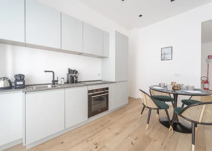 Enora Aapts By Sweett - Sirtori Lejlighed *